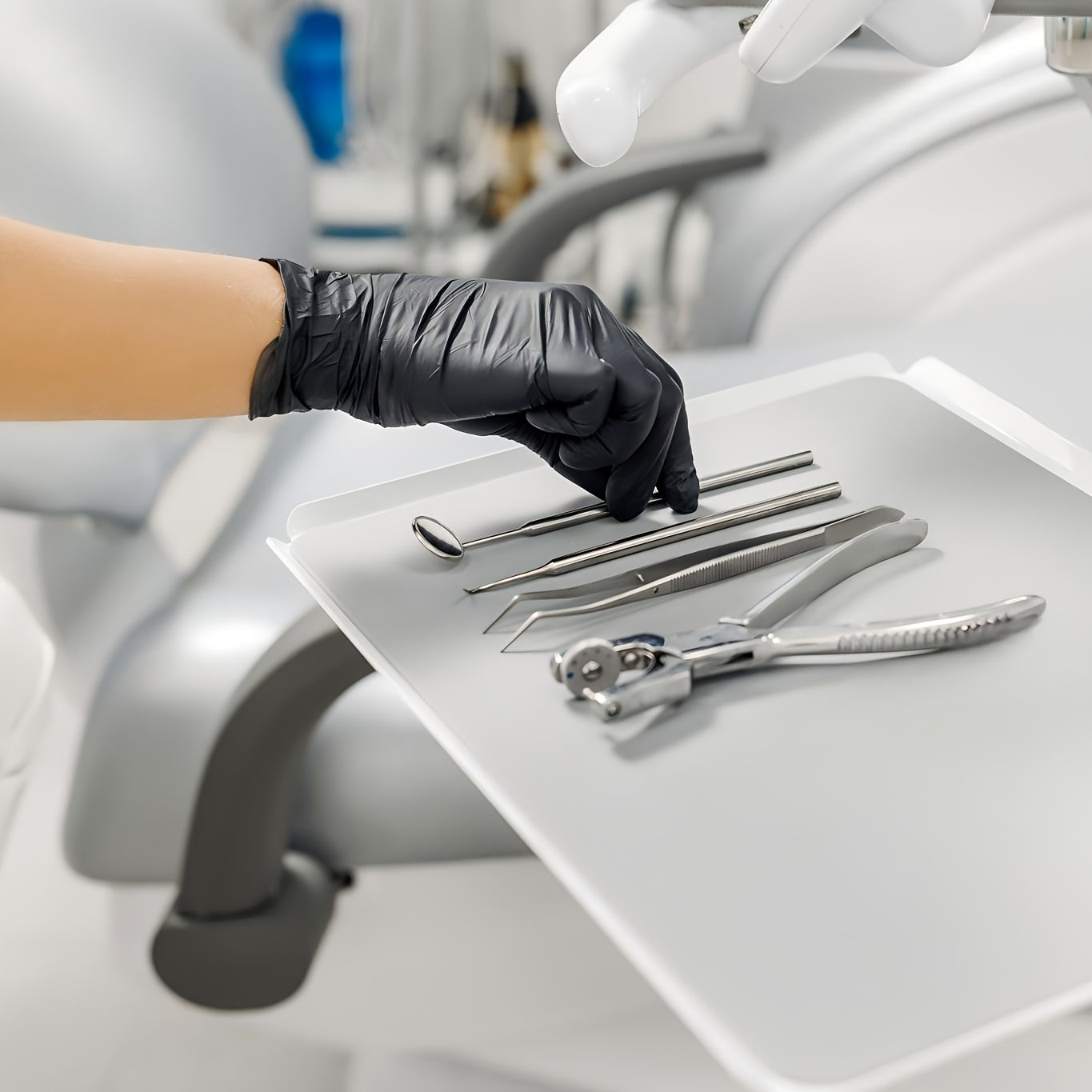 50pcs Black Disposable Nitrile Gloves for Dog Grooming